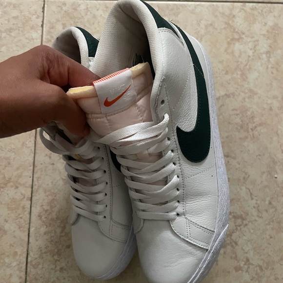 Nike Blazer High Top - Picture 3 of 5
